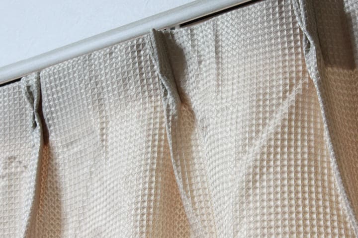 他店のカーテン